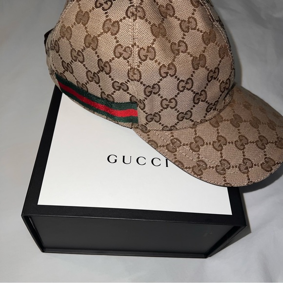 Gucci ORIGINAL GG CANVAS BASEBALL HAT WITH WEB - Picture 2 of 16